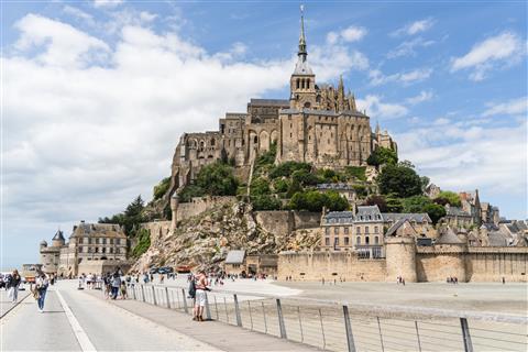 モンサンミッシェル　（C）KOS-CREA